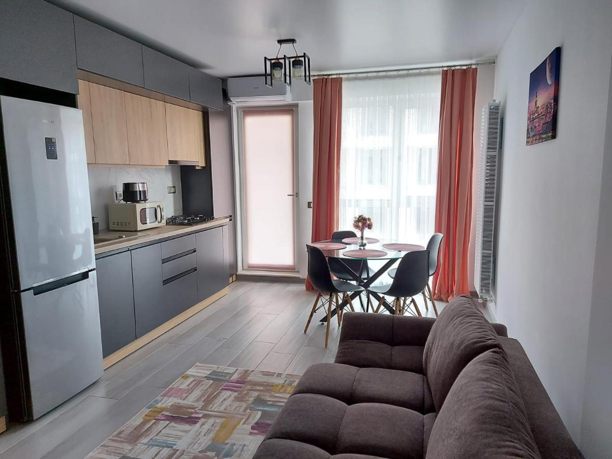 Helin Apartament By Alezzi N10 Năvodari Екстериор снимка